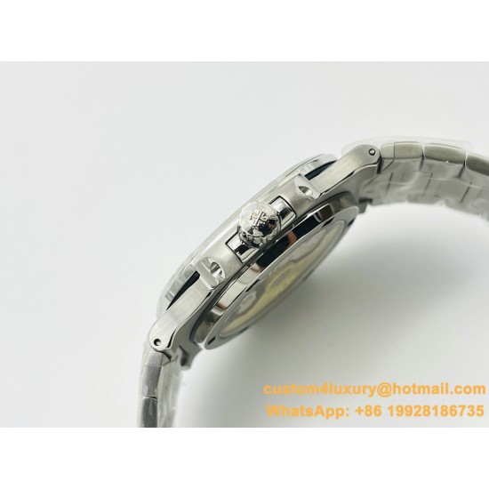 Patek Philippe - Nautilus 5711/1A 40mm SS/SS Blue Dial PPF V4 A324
