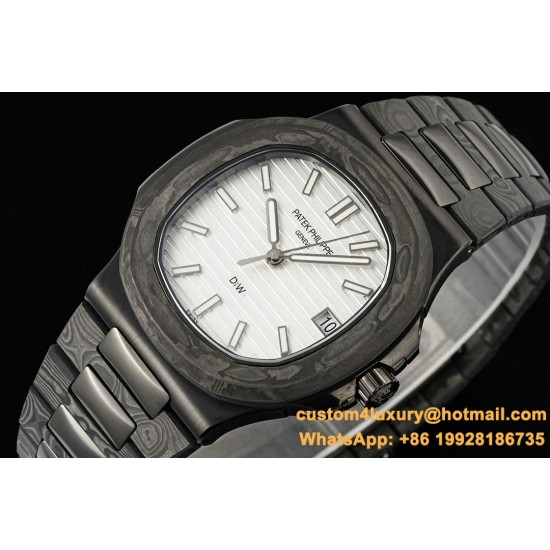Patek Philippe - Nautilus 5711 40mm Carbon/Carbon White Dial DIWF A324