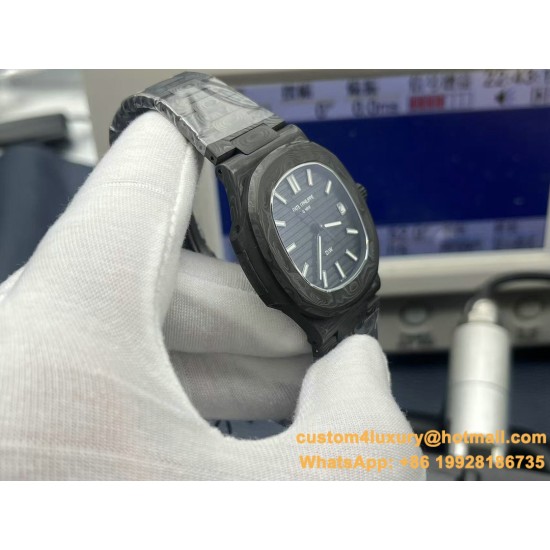 Patek Philippe - Nautilus 5711 40mm Carbon/Carbon Black Textured Dial DIWF 324SC