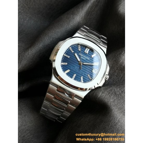 Patek Philippe - Nautilus Jumbo 5711 40th 40mm SS/SS Blue/Stk 3KF V2 A324