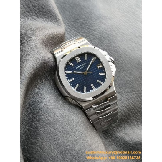 Patek Philippe - Nautilus Jumbo 5711 40th 40mm SS/SS Blue/Stk 3KF V2 A324