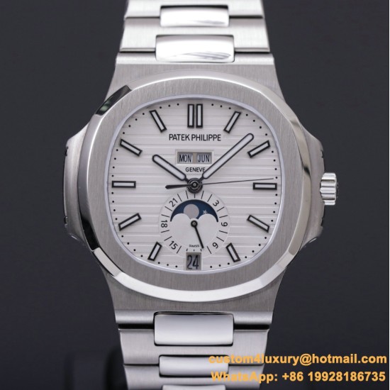 Patek Philippe - Nautilus Annual Cal. 5726A 42MM SS/SS White V9F MY9015