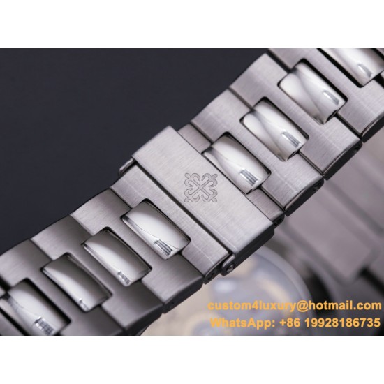Patek Philippe - Nautilus Annual Cal. 5726A 42MM SS/SS White V9F MY9015