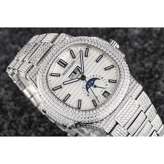 Patek Philippe - Nautilus Annual Cal. 5726A 40.5MM Full Diam SS/SS White Dial R8F A324