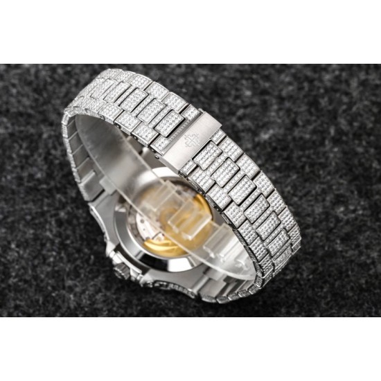 Patek Philippe - Nautilus Annual Cal. 5726A 40.5MM Full Diam SS/SS White Dial R8F A324