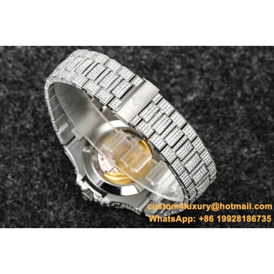 Patek Philippe - Nautilus Annual Cal. 5726A 40.5MM Full Diam SS/SS Blue Dial R8F A324
