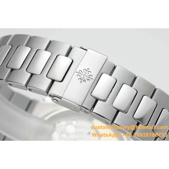 Patek Philippe - Nautilus 5980 40mm SS/SS White/White PPF A28-520