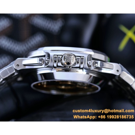 Patek Philippe - Nautilus 5980 40mm SS/SS Black/White K6F A28-520