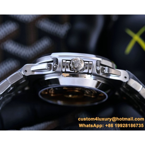 Patek Philippe - Nautilus 5980 40mm SS/SS White/White PPF A28-520