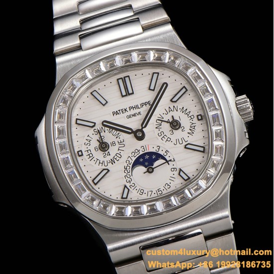 Patek Philippe - Nautilus 5740 40mm Diamonds SS/SS White/Stk TWF A240