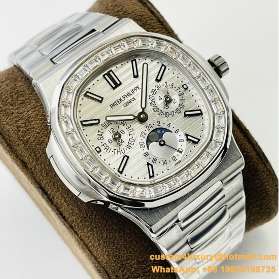 Patek Philippe - Nautilus 5740 40mm Diamonds SS/SS Silver/Stk PPF A240