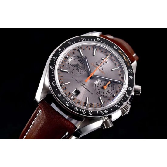 Omega - Speedmaster Moonwatch Chronograph 44MM SS/LE Grey/Org V2 OMF A7750 9900