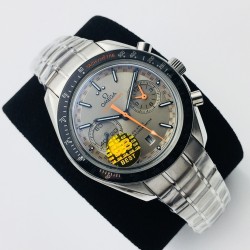 Omega - Speedmaster Moonwatch Chronograph 44MM SS/SS Grey/Orange GBF A7750