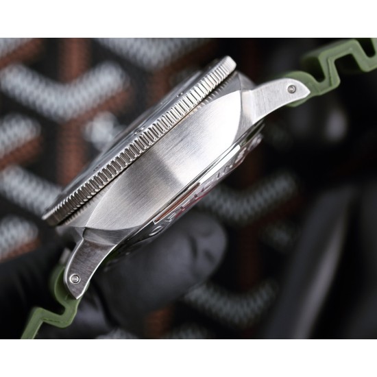 PANERAI - Submersible PAM2223 42mm SS/RU White Dial VSF P900