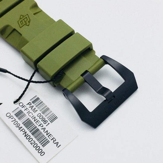 Panerai - PAM961 Submersible 47MM CarboTech FC/RU Black Dial VSF P9010