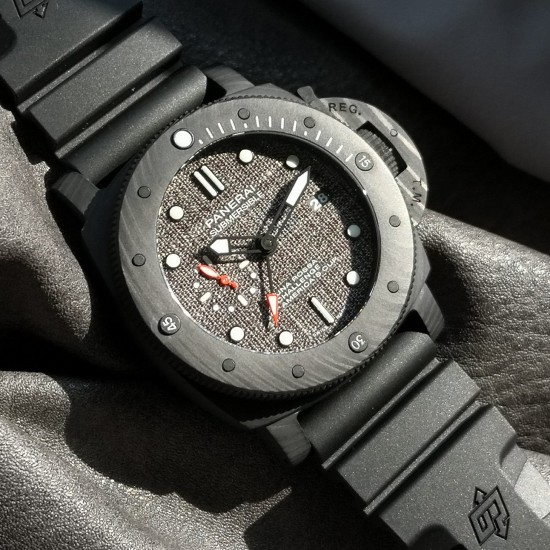 PANERAI - PAM1039 Submersible Luna Rossa GMT 47mm Carbon/RU VSF P9010 Super Clone