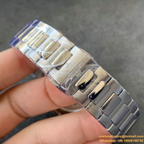 Patek Philippe - Nautilus 7118 35mm Dia SS/SS White Dial MSF 