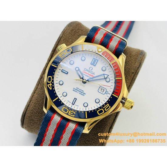 OMEGA - Seamaster Commander 007 42MM YG/NY White Dial OMF A2507