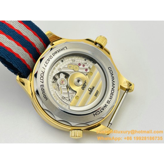 OMEGA - Seamaster Commander 007 42MM YG/NY White Dial OMF A2507