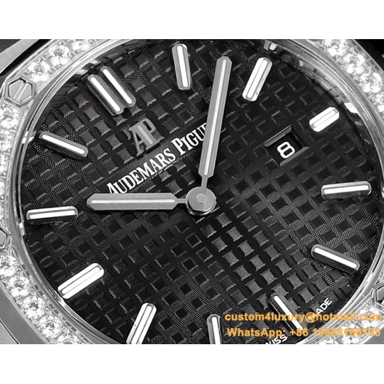 Royal Oak Ladies 67651 33mm Dia SS/SS Black TKF Swiss Qtz