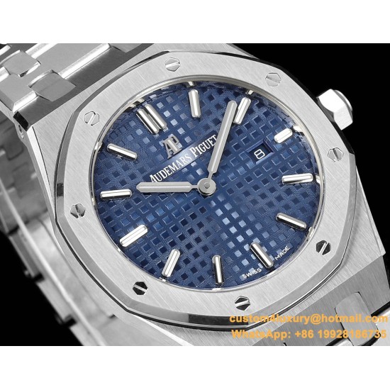 Royal Oak Ladies 67650 33mm SS/SS Blue TKF Swiss Qtz