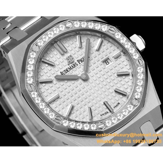 Royal Oak Ladies 67651 33mm Dia SS/SS White TKF Swiss Qtz