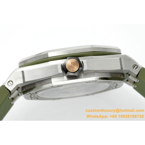 Royal Oak Offshore Diver 15720 42mm SS/RU Green/Stk APS A4308 Super Clone