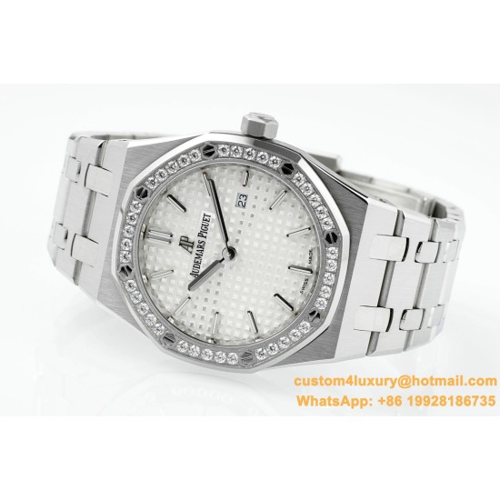 Royal Oak Ladies 67651 33mm Dia SS/SS White ZF Swiss Qtz