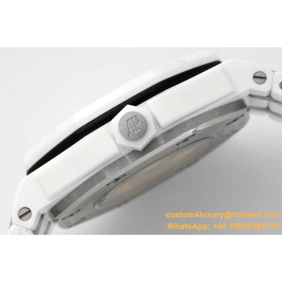 Royal Oak Diver 15707 CER/RU White IPF A3120