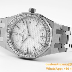 Royal Oak 77351 Ladies 34mm SS/SS White/Diamonds 8F A5800