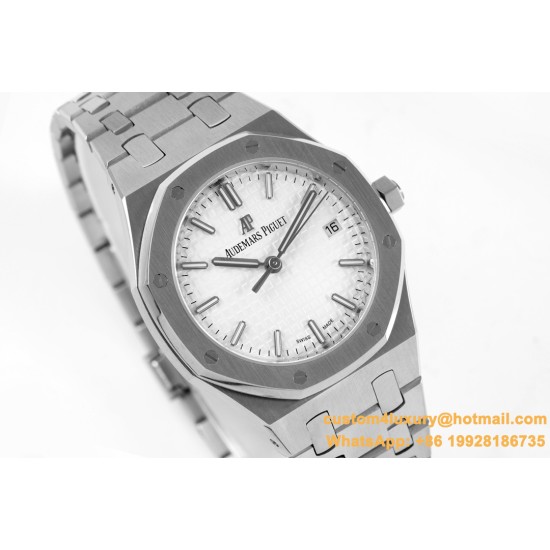 Royal Oak 77350 Ladies 34mm SS/SS White Dial 8F A5800