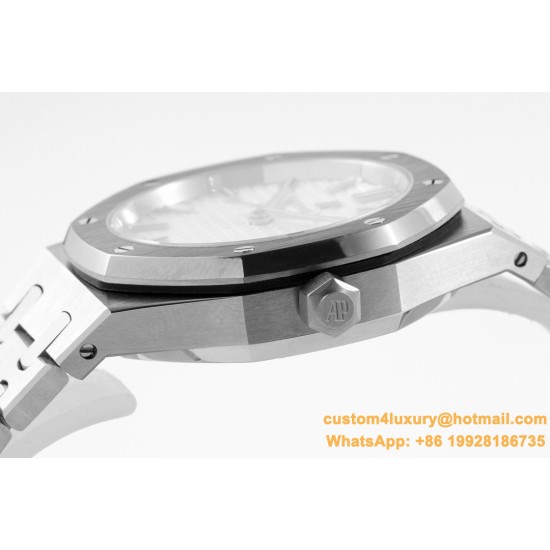 Royal Oak 77350 Ladies 34mm SS/SS White Dial 8F A5800