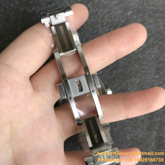 Royal Oak Jumbo Extra Thin 15202 SS/SS Blue XF V2 A2121