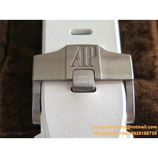 Audemars Piguet - Royal Oak Offshore Chronograph 26402CB White Ceramic JF A3126