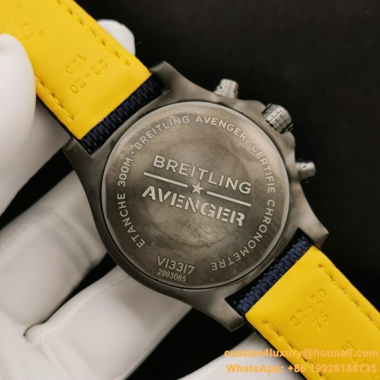 Breitling - Avenger Bandit SS/NY Blue/Num OXF A7750