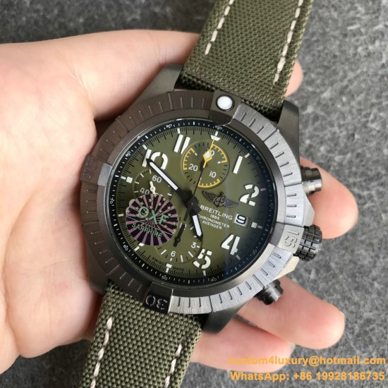 Breitling - Avenger Bandit SS/NY Olive/Num OXF A7750