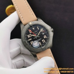 Breitling - Avenger II GMT BlackSteel DLC/TI/NY Black OXF V2 A2836