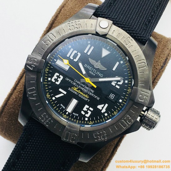 Breitling - Avenger II GMT BlackSteel DLC/TI/NY Black OXF V2 A2836