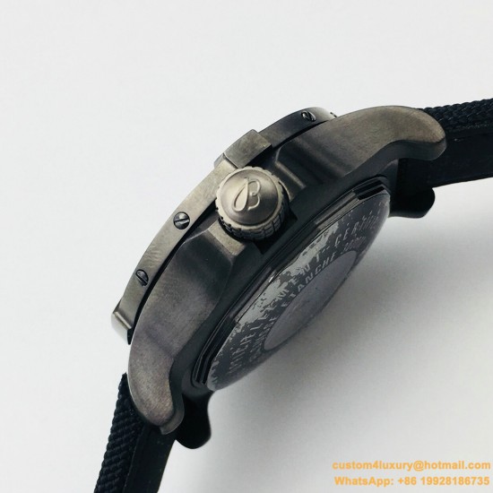 Breitling - Avenger II GMT BlackSteel DLC/TI/NY Black OXF V2 A2836