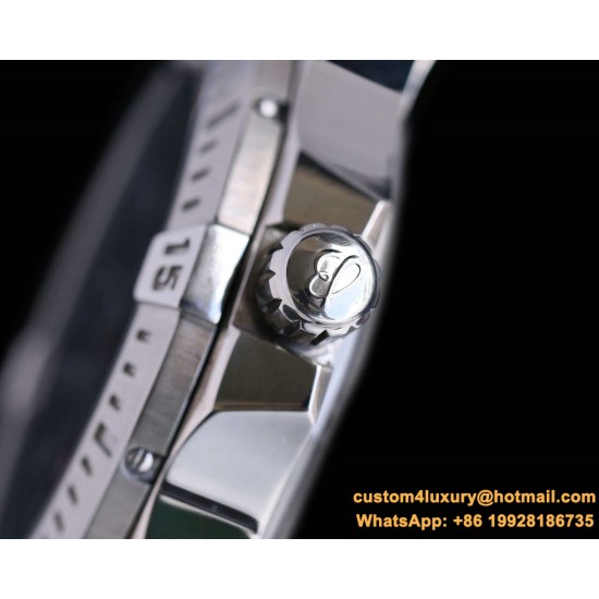 Breitling - Colt 41mm Chronograph Automatic SS/LE Black/Stk TRF A7750
