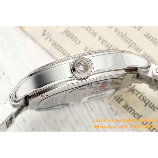 Ronde Must 29mm Diam SS/SS Red Dial AF Quartz