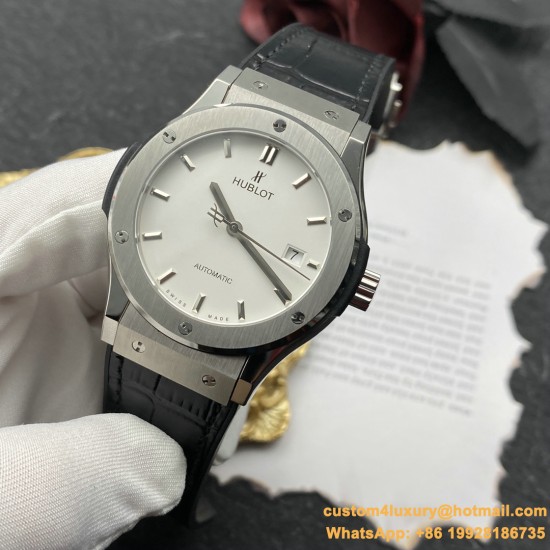 Hublot Classic Fusion Titanium 42mm White HF HUB1110