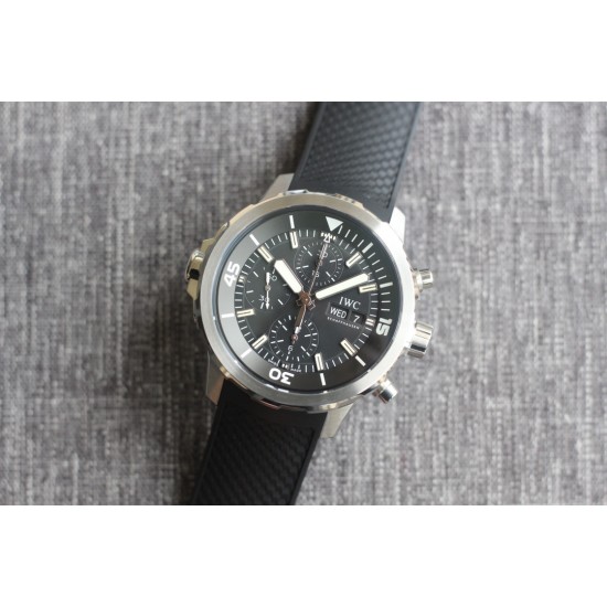 Aquatimer Chrono 44mm Black/Stk SS/RU V6F A7750