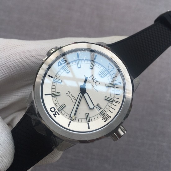 Aquatimer Chronograph 44mm SS/RU White Dial V6F A7750
