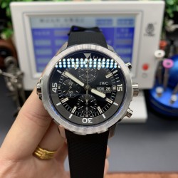 Aquatimer Chrono 44mm Black/Stk SS/RU V6F A7750