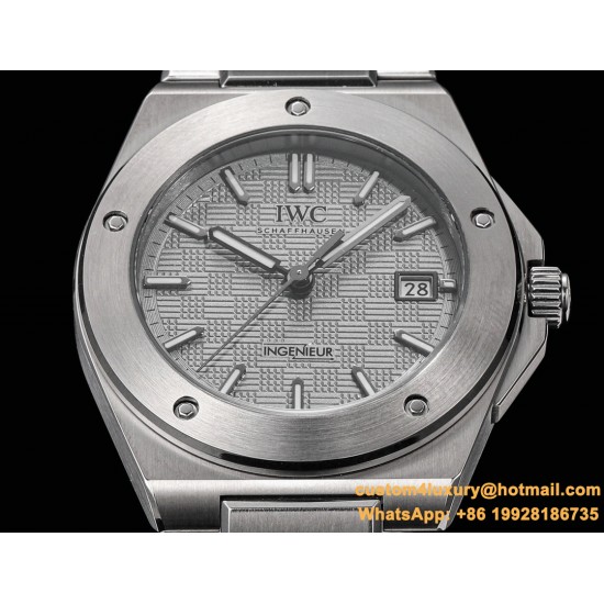 IWC-Ingeniuer Automatic 40mm SS/SS Patterned Grey Dial GHF A9015