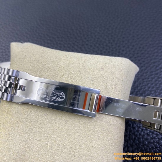 Datejust 126334 41mm Wimbledon Jub SS/SS Gray Dial Clean VR3235