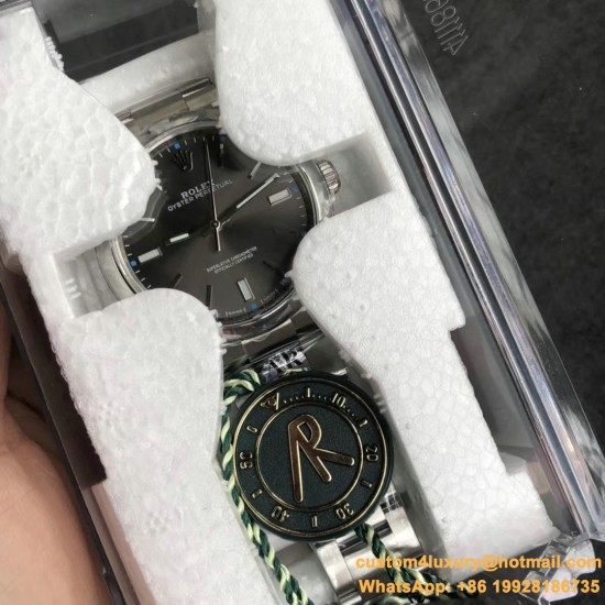 Rolex - Oyster Pert. 39mm 114300 904L SS/SS Grey ARF A3132