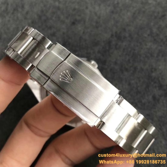 Rolex - Oyster Pert. 39mm 114300 904L SS/SS White ARF A3132