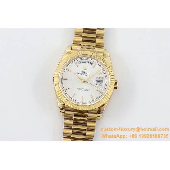 DayDate 228238 40mm YG/YG Silver Textured Dial TWS A2836
